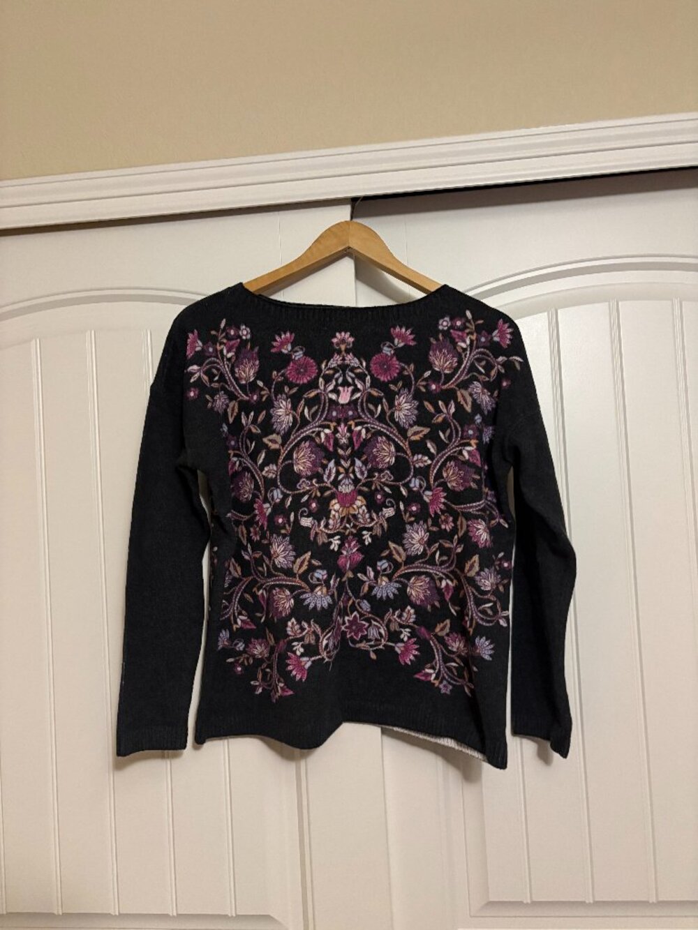 J. Jill Floral Graphic Sweater Medium Petite MP Gray Cotton Nylon Acrylic Blend